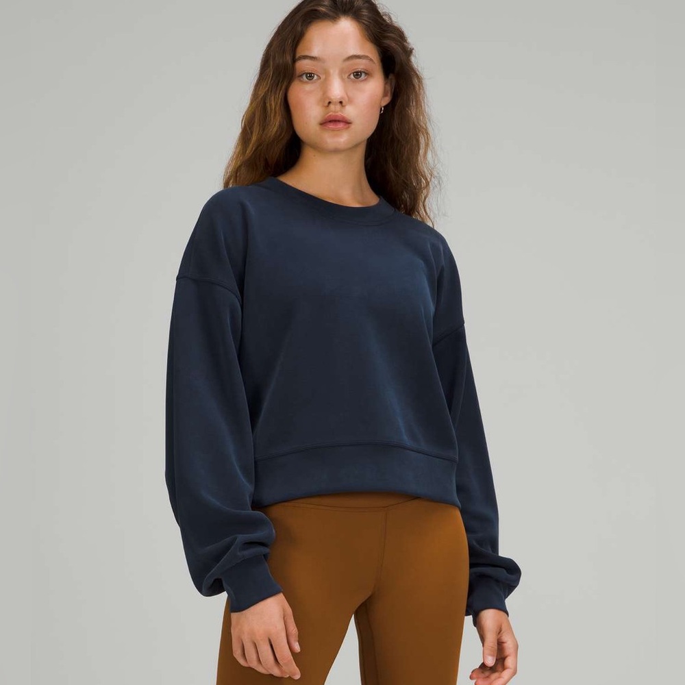 Women's Navy Blue Sweatshirt
